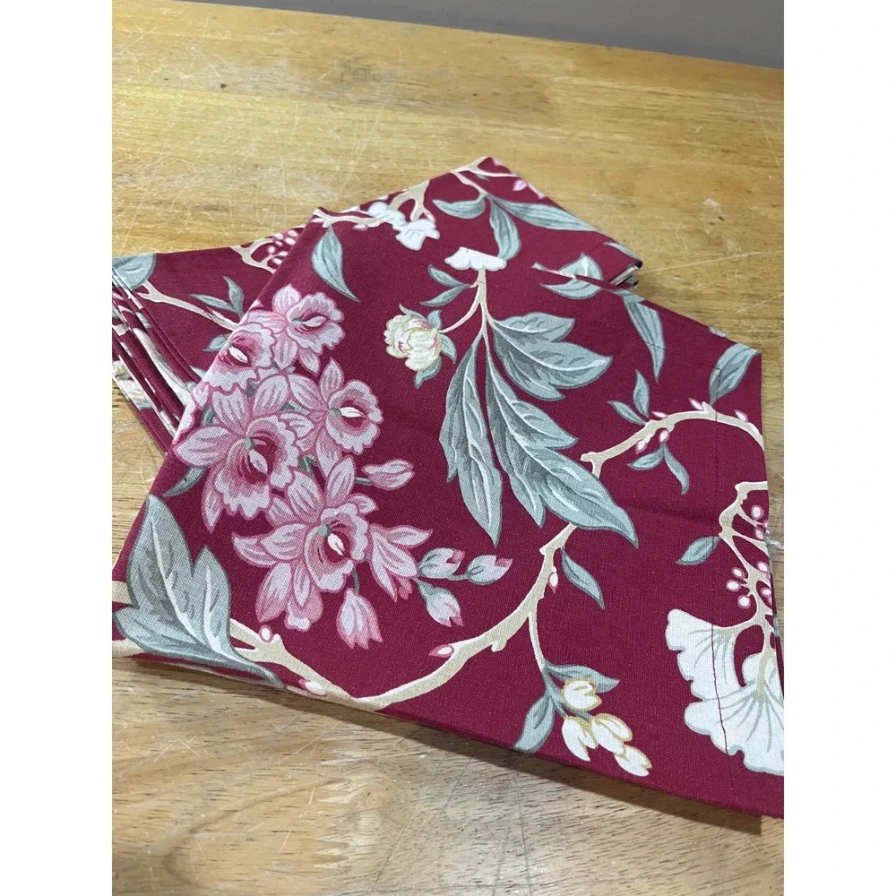 Pottery Barn Soule Print Plum Red Floral Linen Blend Napkins Set of 4 20x20 NEW